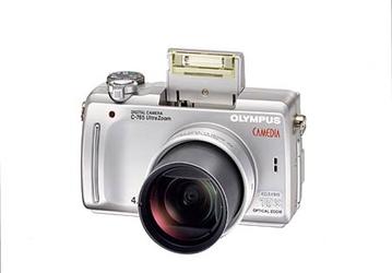 PMA 2004: семь новых камер Olympus