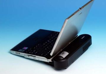 CeBIT 2004: топливные элементы Toshiba  — от концепции к прототипу
