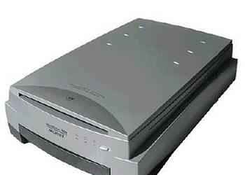 ScanMaker i900: 6400х3200 dpi сканер Microtek