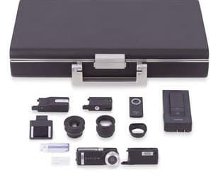 Sony QUALIA 016: 2 megapixels for $3900