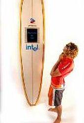 Intel Wireless Technology Surfboard: техно-чудо для настоящего и виртуального серфинга