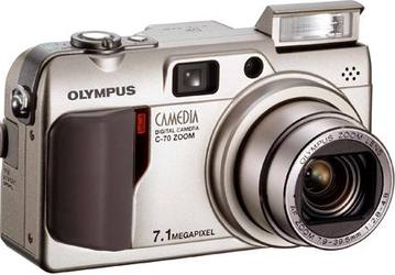 Обновление ряда камер Olympus: модели C-70 ZOOM и C-370 ZOOM