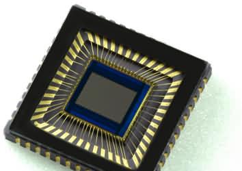 Samsung представила 2 мегапиксельную CMOS-матрицу с минимальным размером пикселя