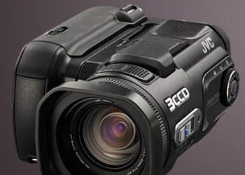 Everio GZ-MC500: 5-мегапиксельная 3-сенсорная видеокамера JVC