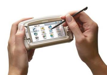 Nokia 7710  начало поставок в EMEA