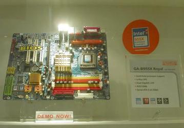 Cebit 2005: Gigabyte&acute;s booth