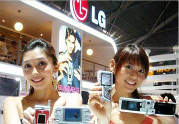 CommunicAsia 2005: шесть новых телефонов LG