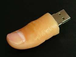 Thumb Drive: привод в виде пальца