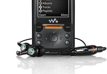 Sony Ericsson: два новых Walkman, два просто телефона и один смартфон