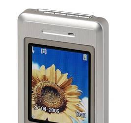 Toshiba TS608: тонкий аппарат с привлекательным дизайном