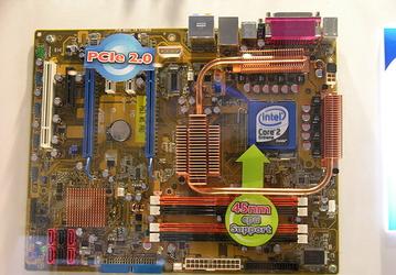 Computex 2007: стенд ASUS, часть вторая