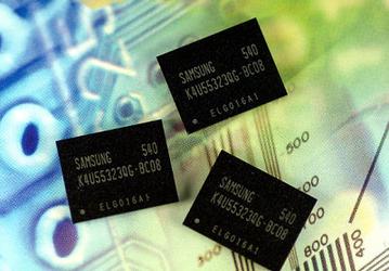 Samsung Electronics Develops First GDDR4 Graphics DRAM