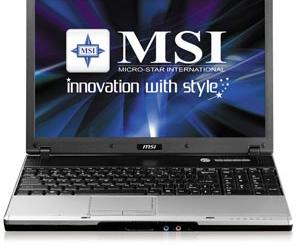 Размеры ноутбука MSI PR601 позволили увеличить экран и число клавиш