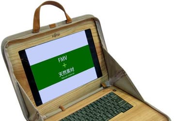 Fujitsu привезет на родину Буратино «деревянный ноутбук»