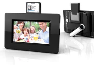 Фоторамка Mustek PF-i700 особенно привлечет владельцев iPod 