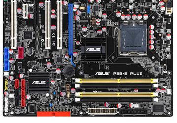 Плата ASUS P5B-E Plus с полимерными конденсаторами