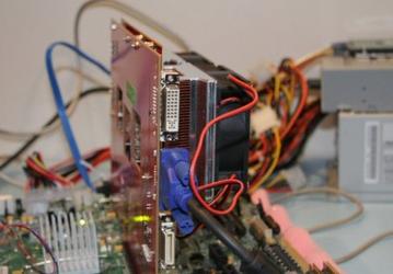 Фото дня: инженерный образец Mobility Radeon HD 3870 X2 в не совсем привычном виде