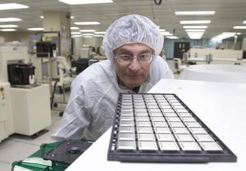 IBM начинает выпуск процессоров Cell по нормам 65 нм