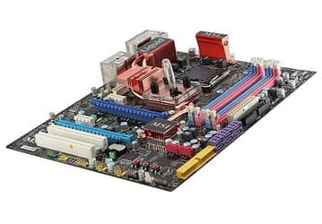 Фото и особенности платы MSI P45 Diamond ES