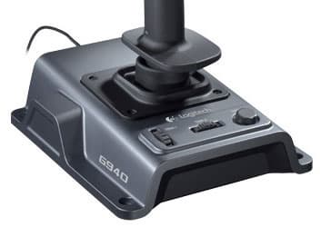 «Летать» на ПК приятнее с набором Logitech Flight System G940