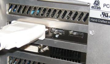 Фото дня: 3D-карта AMD, поддерживающая DirectX 11