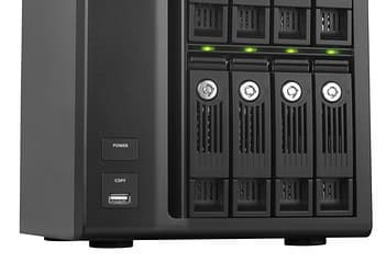 QNAP улучшает сетевое хранилище данных TS-809 Pro Turbo NAS