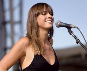 Cat Power работает над сольным альбомом