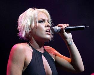 Pink никогда не пойдет на концерт Бритни Спирс