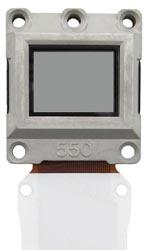 Epson приступает к серийному выпуску самой маленькой в мире XGA-панели