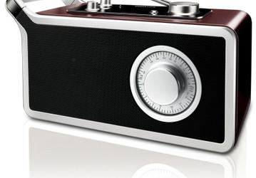 Новый портативный радиоприемник Philips AE2730