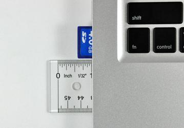 MacBook Pro может загружать Mac OS X с карты SD 