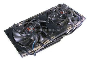 Тепловые трубки кулера Xigmatek Bifrost имеют прямой контакт с GPU