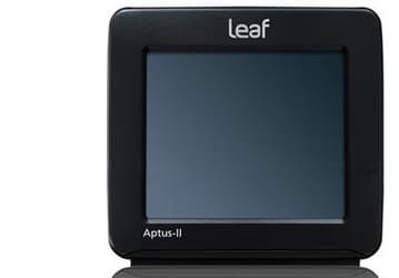 Цифровой задник Leaf Aptus II 5 имеет разрешение 22 Мп и динамический диапазон 12 ступеней
