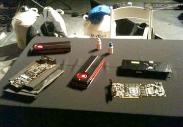Фото «раздетого» AMD Cypress Radeon HD 5870