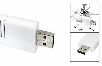 Тем, кто работает с ПК на природе: USB-устройство для отпугивания комаров