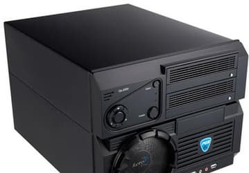 «Двухпалубный» корпус AeroCool Cube Qx-2000 ориентирован на компьютерных энтузиастов