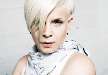 Robyn выпустит в этом году три альбома