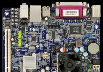 Системные платы Foxconn D42S и D52S для компактных компьютеров