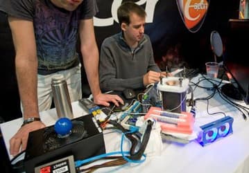 Модули памяти Kingston Technology HyperX разогнали до 3068  МГц