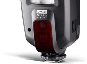 Новым флагманом линейки вспышек  Metz стала модель mecablitz 58 AF-2 digital 