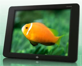 Дополнительный дисплей Planex LCD-8CS подключается к ПК как по USB, так и по D-Sub