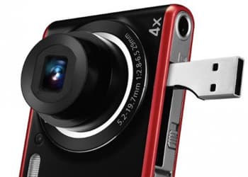 Samsung оснастила фотокамеру PL90 выдвижным разъемом USB