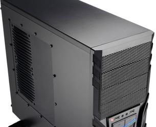 AeroCool Vs-4 — недорогой корпус для игрового ПК
