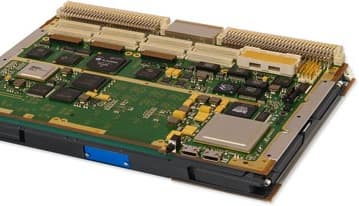 Основой одноплатного компьютера GE PPC10A стал восьмиядерный процессор