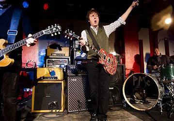  Paul McCartney выступил перед 300 фанами
