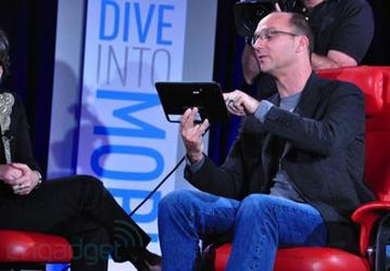 Прототип планшета Motorola с ОС Android 3.0 был показан на D: Dive Into Mobile