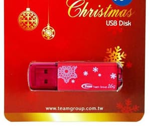 Рождество стало темой оформления «флешек» Team Group F108 Christmas Edition