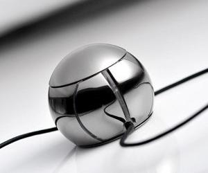 Стальная мышь OreObject SPHEREtouch весит 235 г, чувствует прикосновения и стоит $225