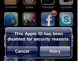 Apple блокирует взломанные iPhone 