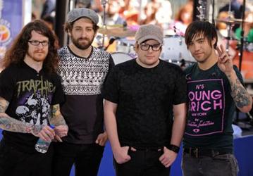 Fall Out Boy распались?